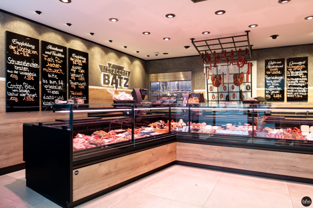 bfm Ladenbau Referenz der Ladeneinrichtung von Metzgerei Batz Hybrid Smart Store